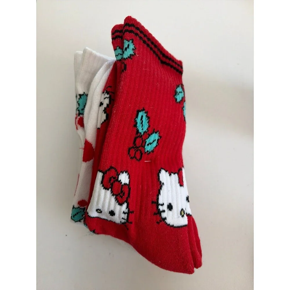 2 PACK NWT HELLO KITTY CHRISTMAS CUTE WOMEN'S CREW SOCKS SHOE SIZE 4 - 10